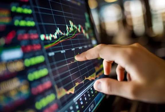 Asia stocks fall for third day, oil edges up as markets track Iran war