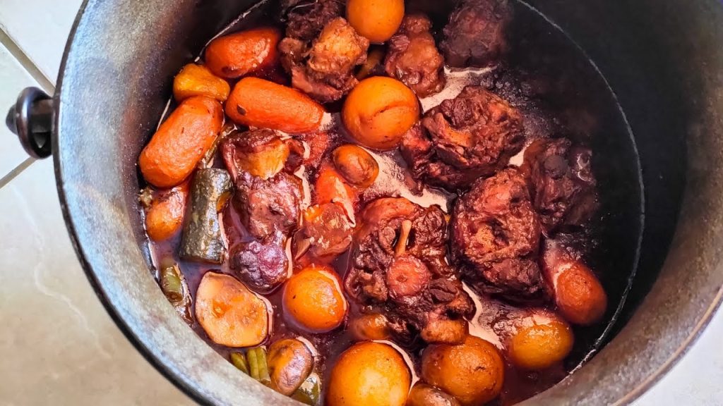 How to Make Oxtail Potjie