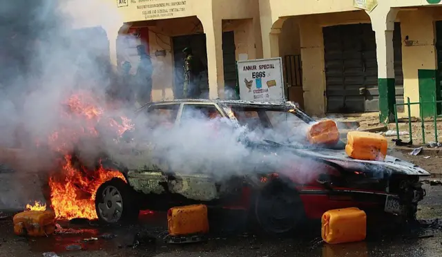 Nigeria begins mass trial of 500 terrorism suspects