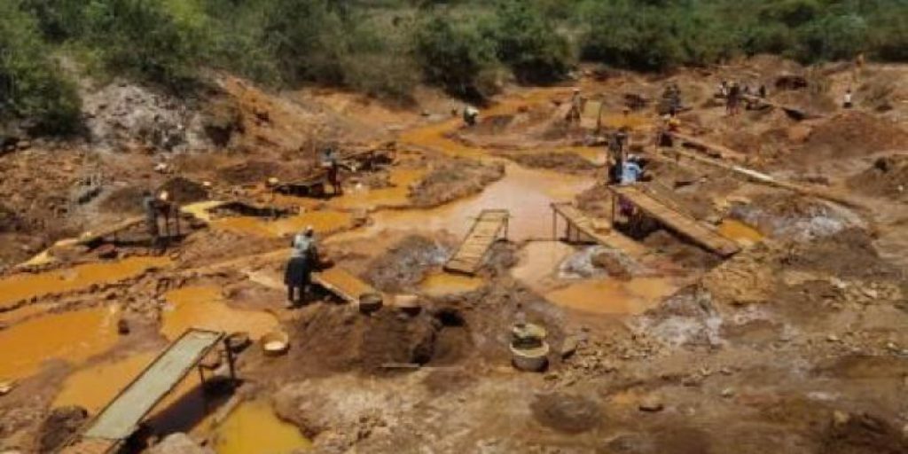 Three workers injured as armed gang raids gold site in Migori, steals carbon bags