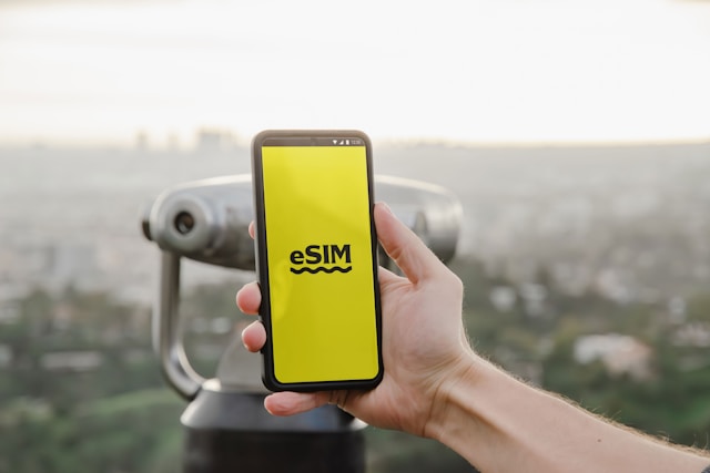 What Changes for You When You Have an eSIM for Singapore