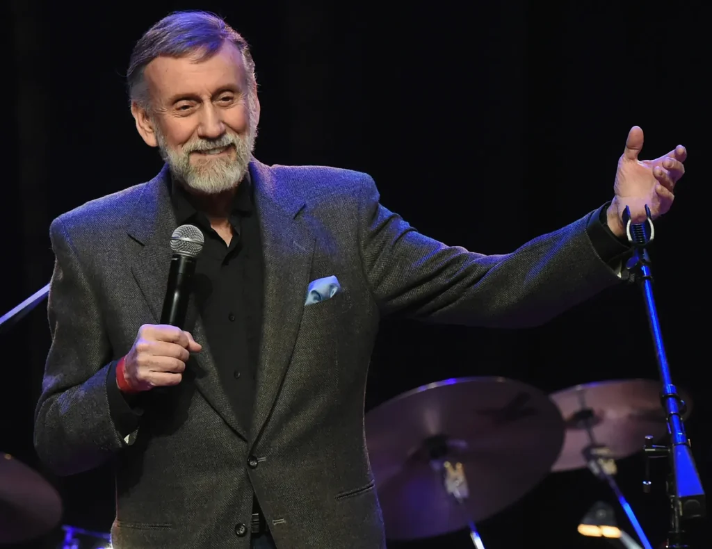 Ray Stevens Hospitalized After Fall Leaves Him With Broken Neck Ray Stevens Hospitalized After Fall Leaves Him With Broken Neck