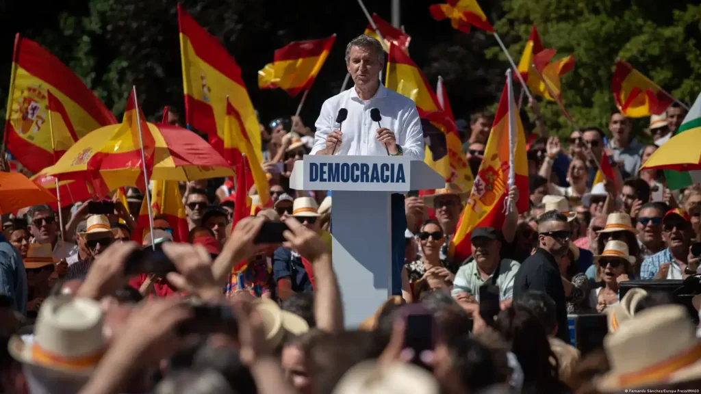 Spain approves plan to give around 500,000 undocumented migrants legal status Spain approves plan to give around 500,000 undocumented migrants legal status