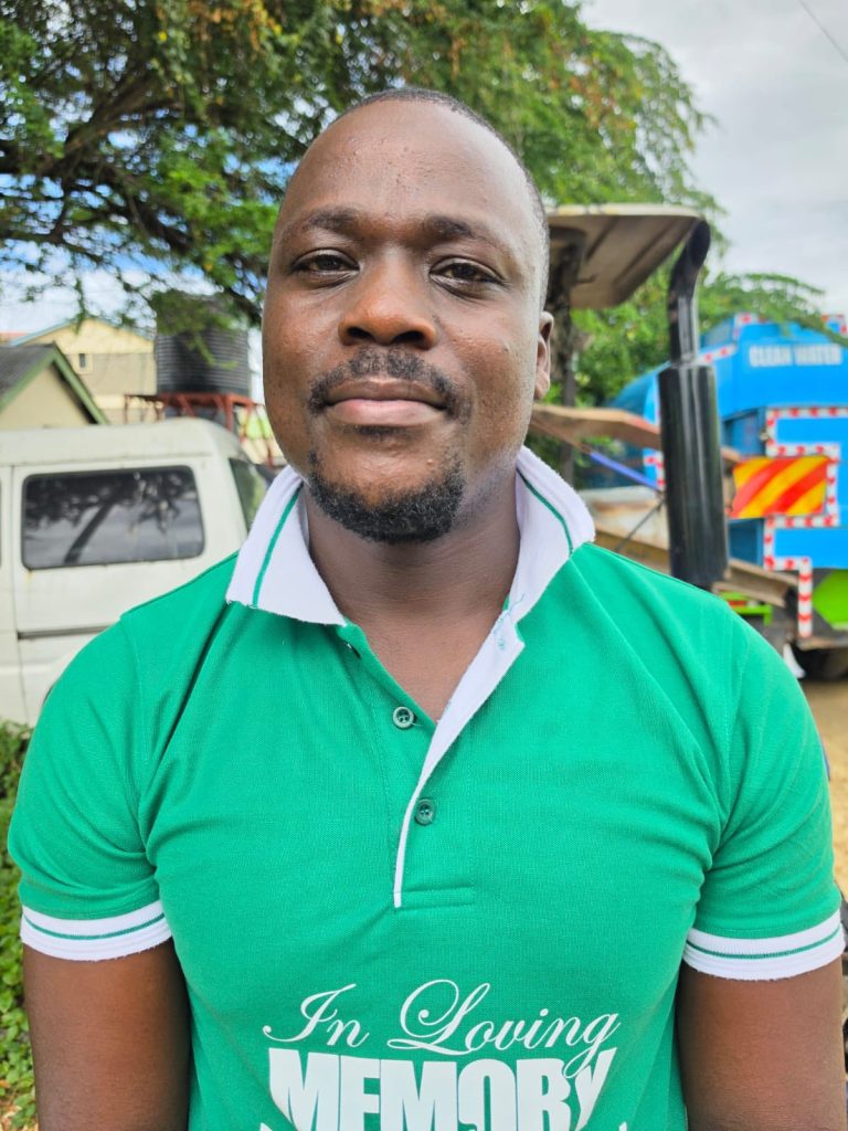 David Onyango Elgon, alias MC Adek Tatu