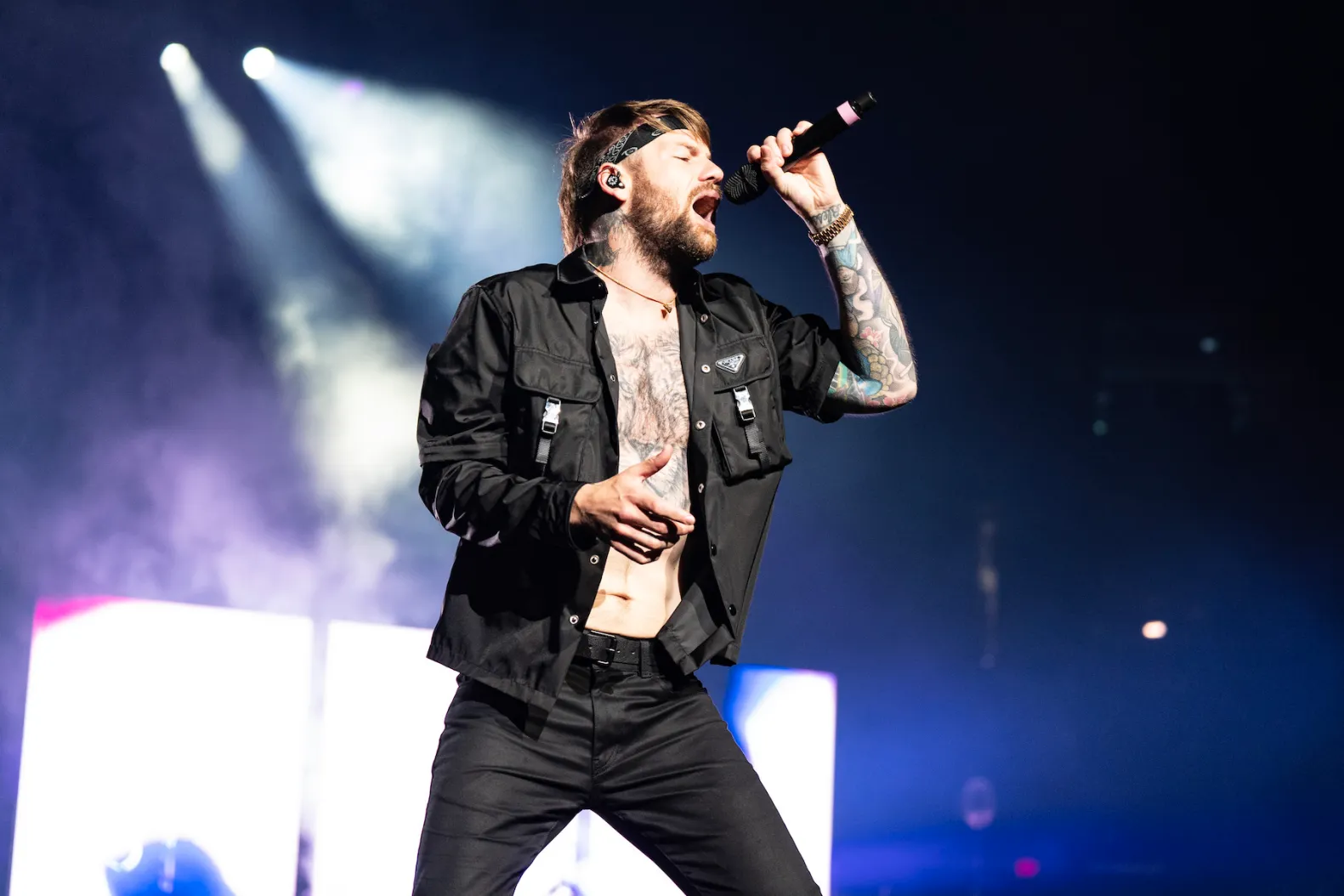 Is Caleb Shomo a gay? Does Caleb Shomo Have Kids?