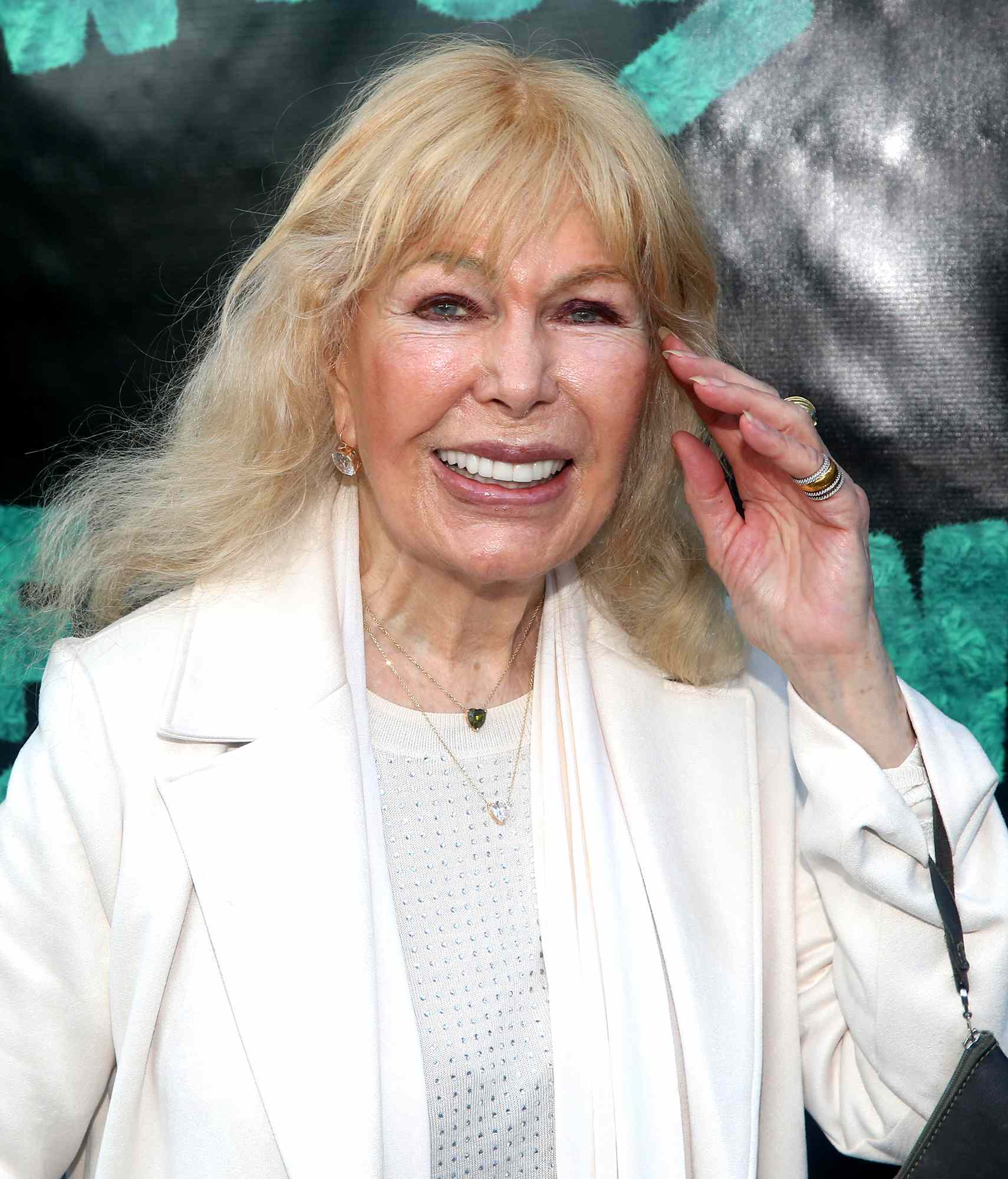 Loretta Swit Net Worth
