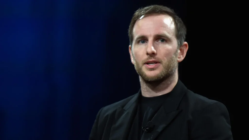 What is Joe Gebbia net worth?