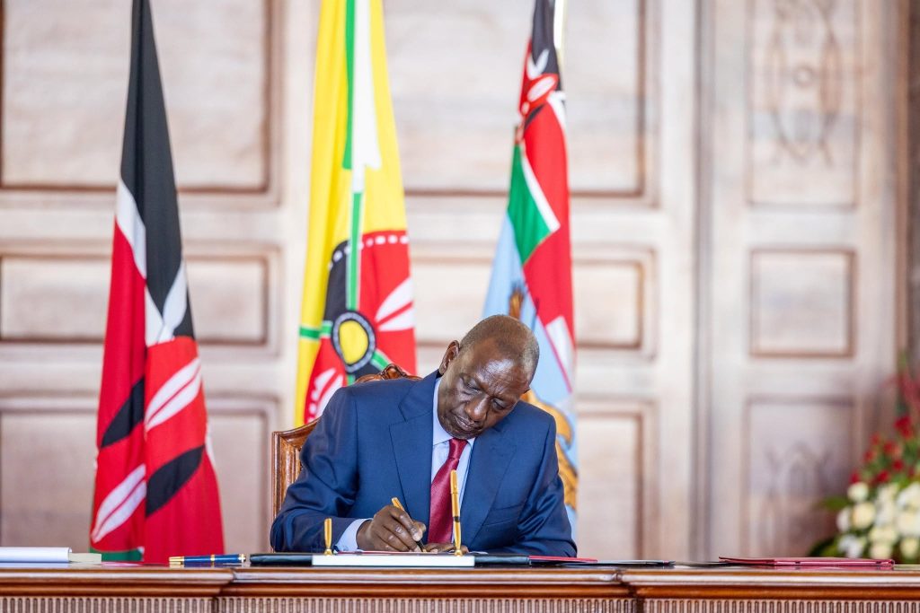 Ruto Signs Bill Allocating Sh428 Billion to Counties Ruto