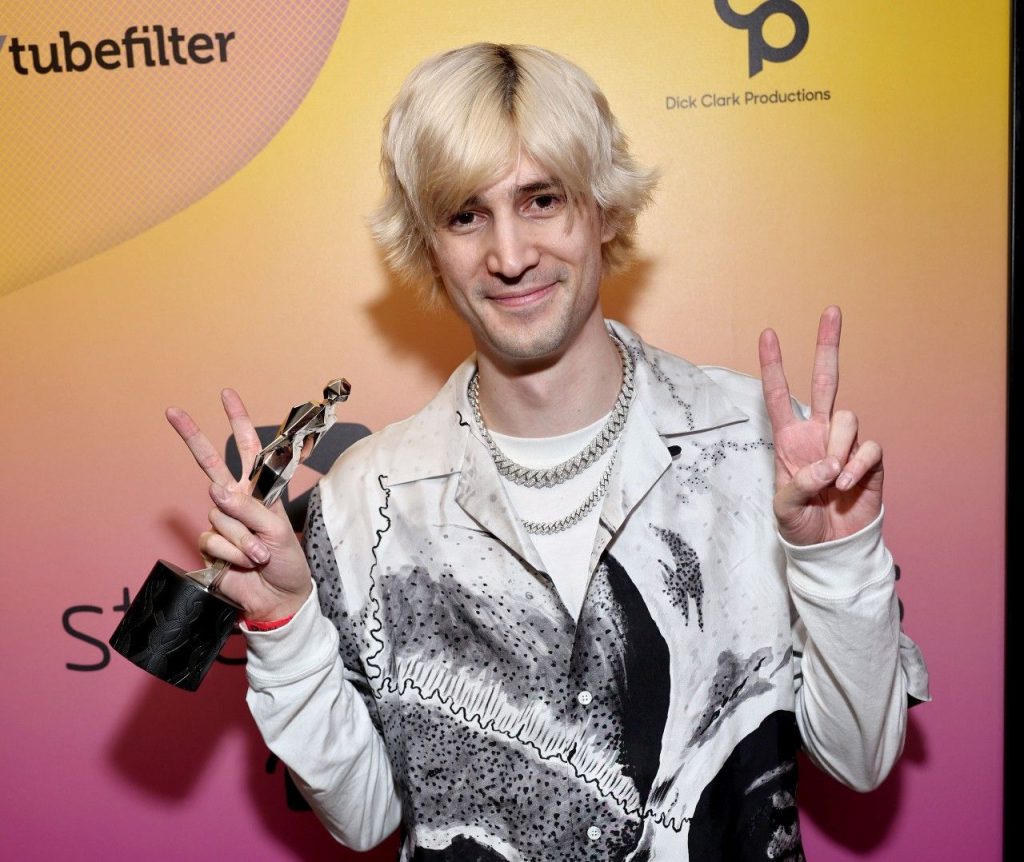 xQc Net Worth