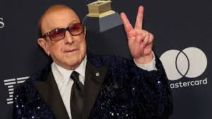 Clive Davis, music mogul behind Whitney Houston and Bruce Springsteen, dies aged 94 Clive Davis, music mogul behind Whitney Houston and Bruce Springsteen, dies aged 94
