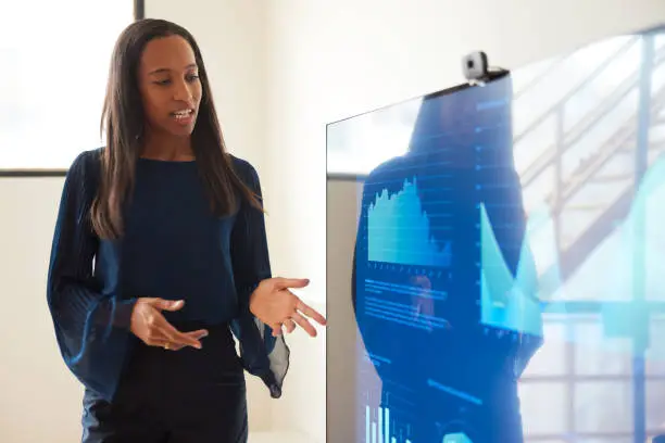 How to Add Speaker Notes in PowerPoint How to Add Speaker Notes in PowerPoint