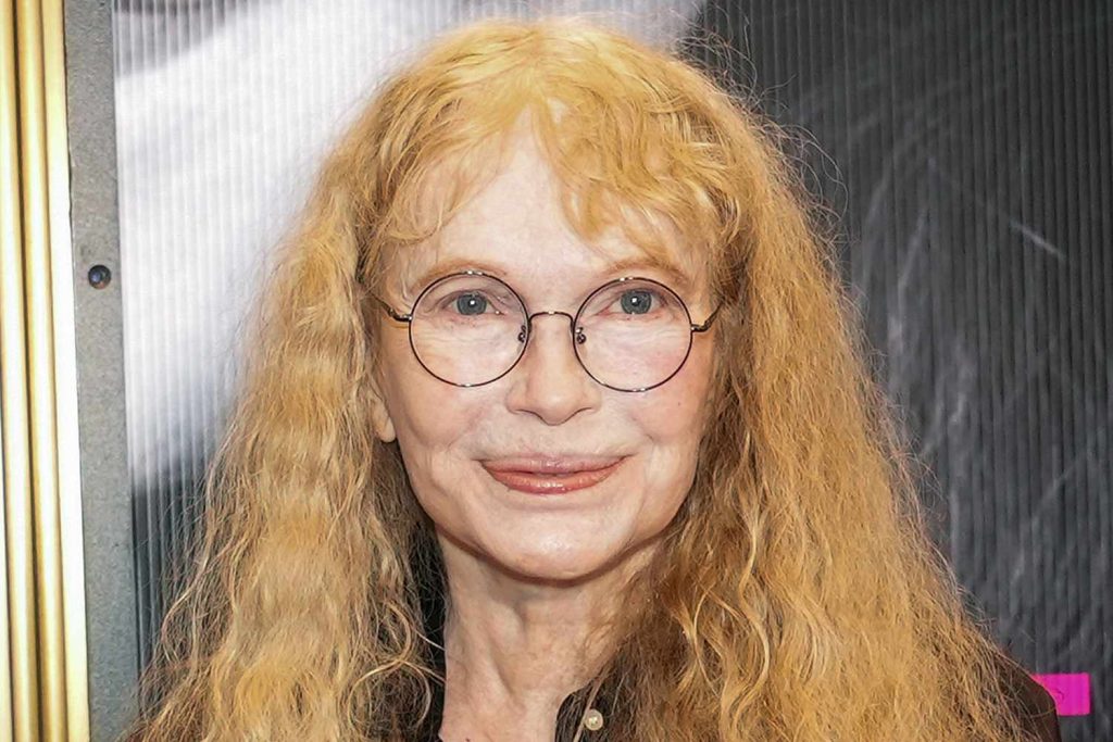 Mia Farrow Net Worth
