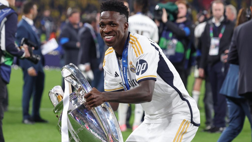 Real Madrid contract talks and Arsenal interest - what is Vinicius Jr's future?