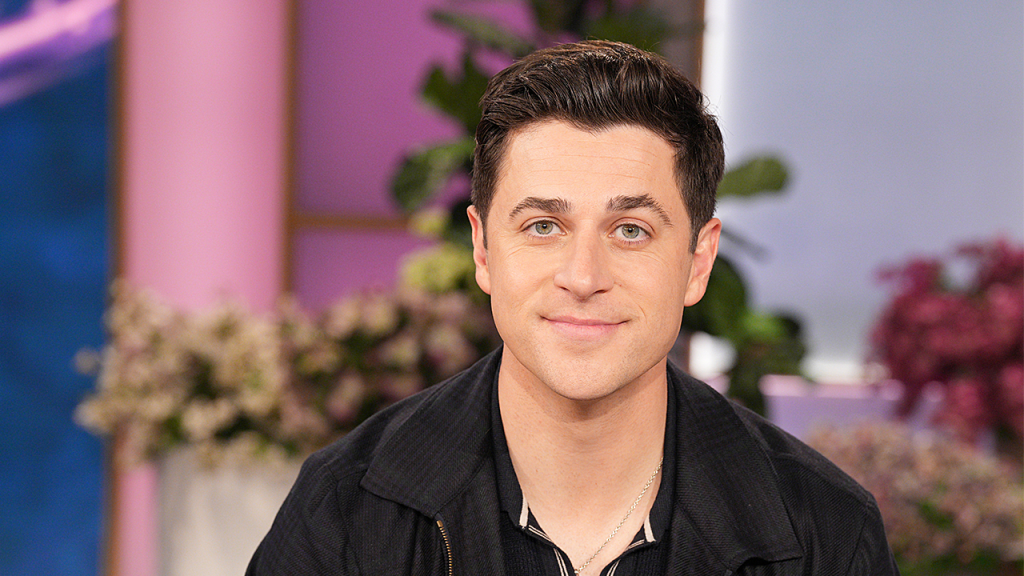 David Henrie Net Worth David Henrie Net Worth