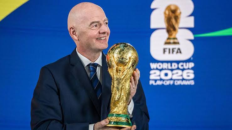 Fifa offers $40m if nations back controversial plan Fifa offers $40m if nations back controversial plan