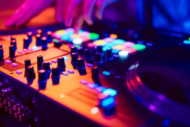 How to Become a DJ in South Africa How to Become a DJ in South Africa