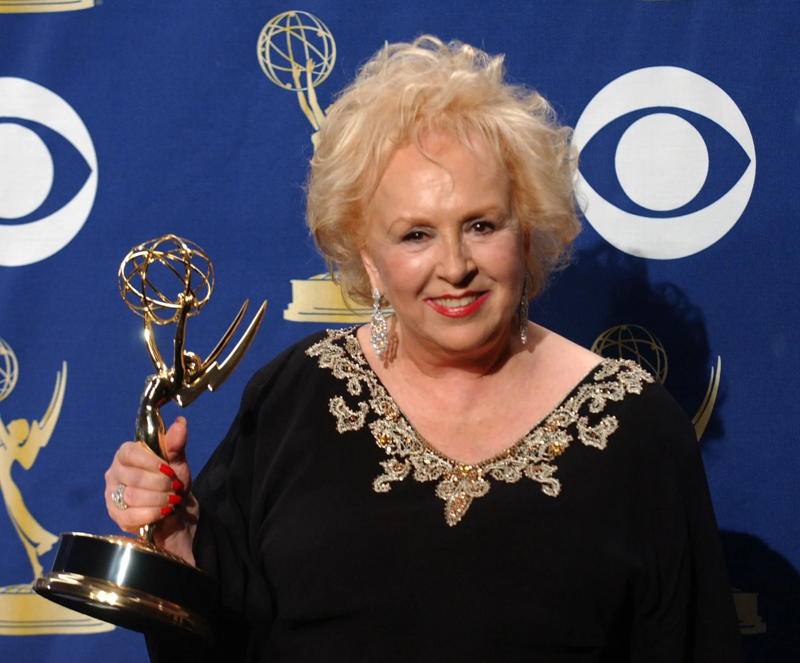 Doris Roberts Net Worth