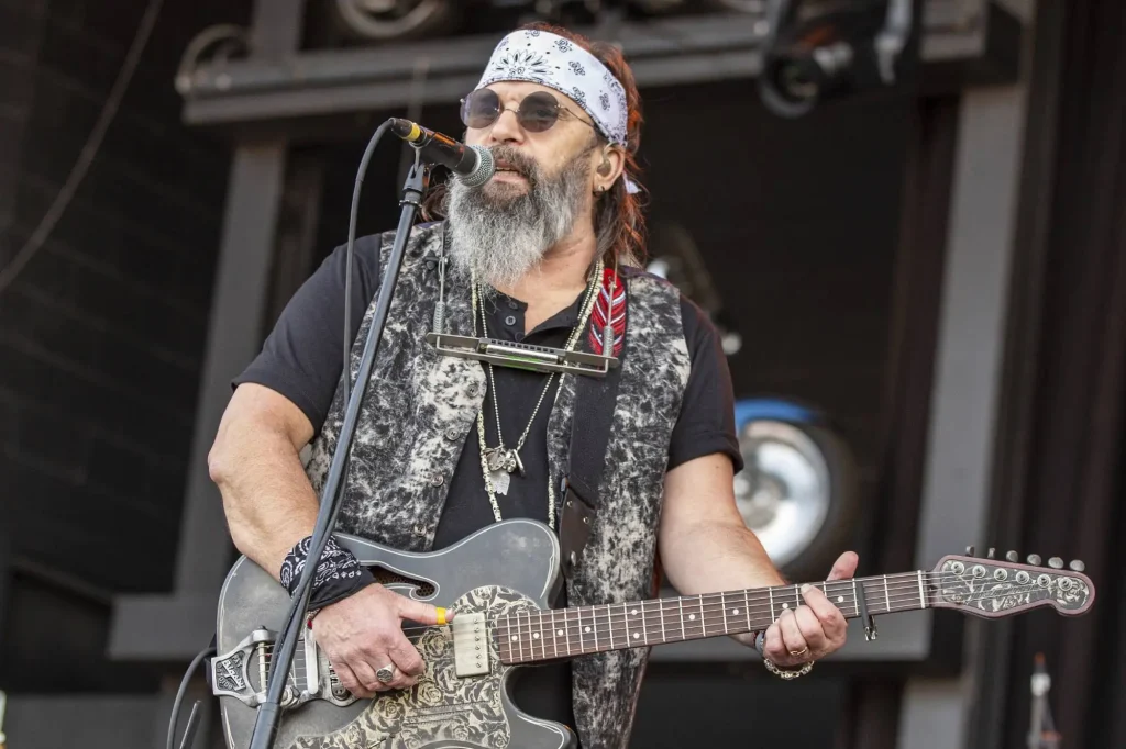 Steve Earle Net Worth