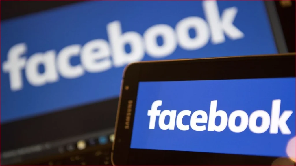 Facebook goes down for users Facebook goes down for users