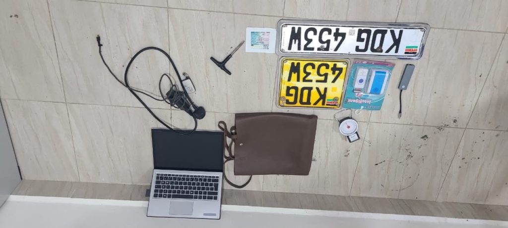 Suspect arrested in Nairobi after alleged car break-in, stolen laptop and door jammers recovered
