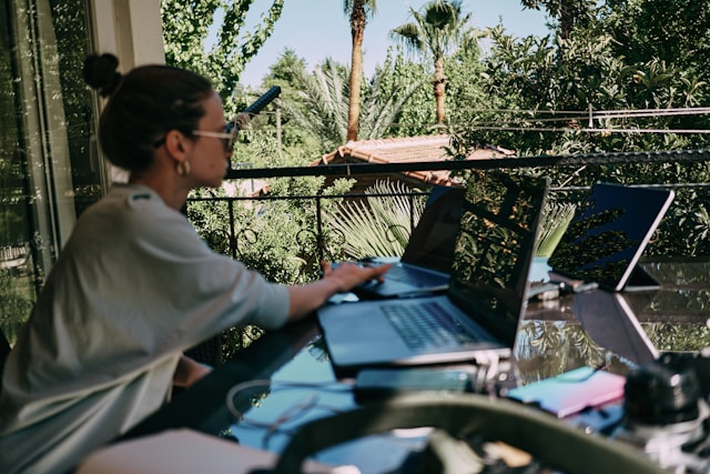 How Remote Work Has Changed Dating for Busy Professionals - Kahawatungu
