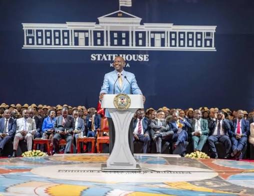 Ruto to host 5,000 private security guards at State House Ruto to host 5,000 private security guards at State House
