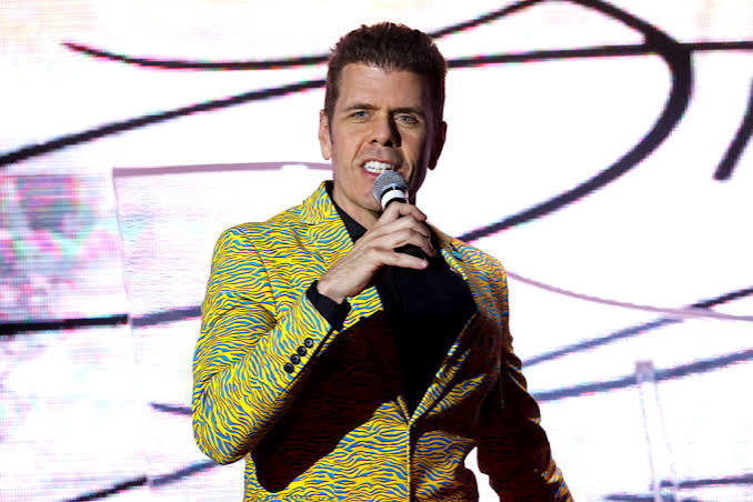 Perez Hilton recovering in hospital after reports he self-harmed during livestream Perez Hilton recovering in hospital after reports he self-harmed during livestream