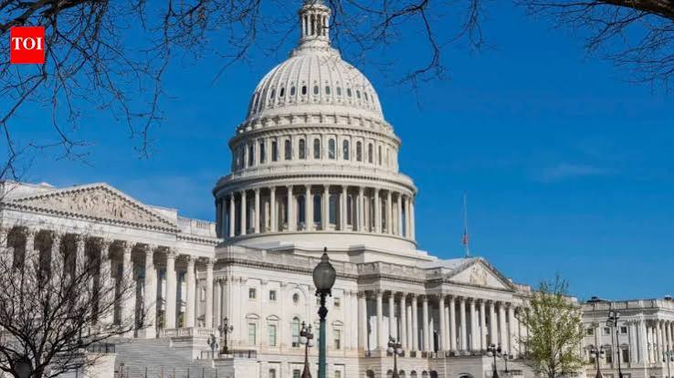 Senate passes bill to fund government in bid to avert shutdown ahead of midterm elections Senate passes bill to fund government in bid to avert shutdown ahead of midterm elections