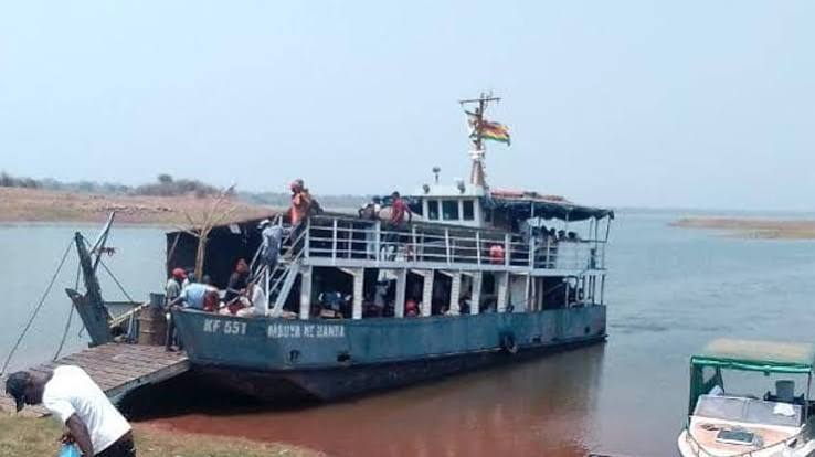 Zimbabwe ferry capsizes with 95 people on board Zimbabwe ferry capsizes with 95 people on board