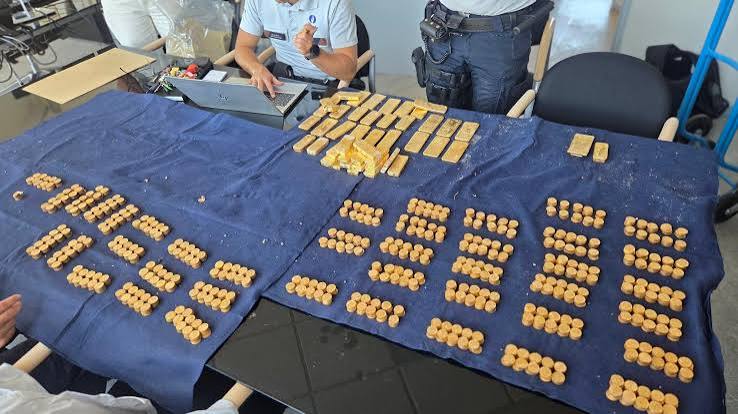 Builders unearth €9m gold loot sealed in walls of Belgian property Builders unearth €9m gold loot sealed in walls of Belgian property