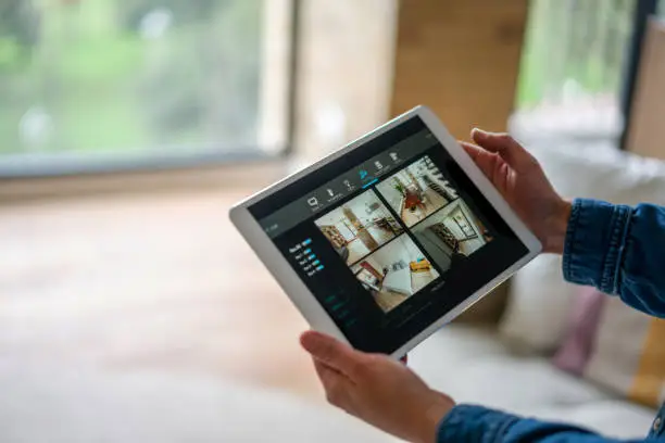 How to Check If a Room Has Cameras Using a Phone How to Check If a Room Has Cameras Using a Phone