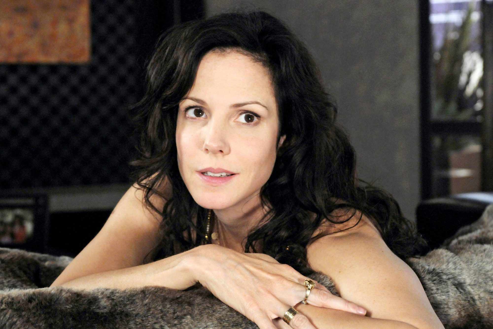Mary-Louise Parker Net Worth