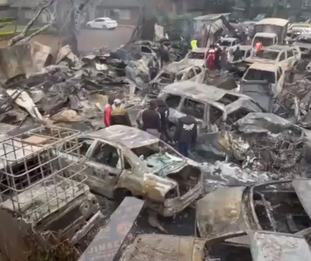 Massive fire destroys several vehicles at Kilimani garage