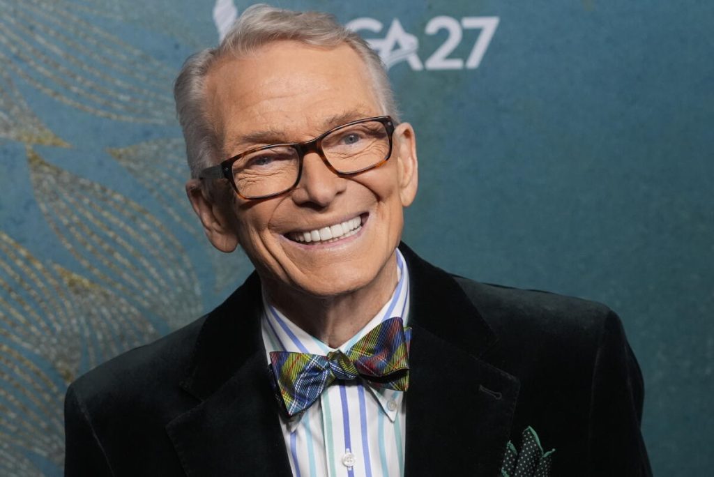 Legendary costume designer Bob Mackie dies aged 87