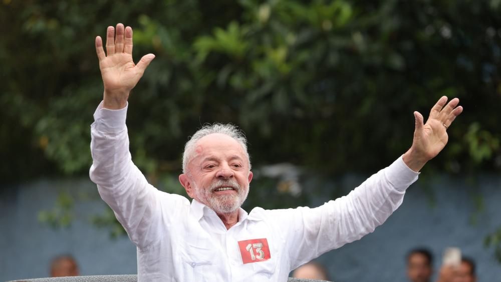 Lula wins fourth term in Brazil but faces hostile Congress and divided country