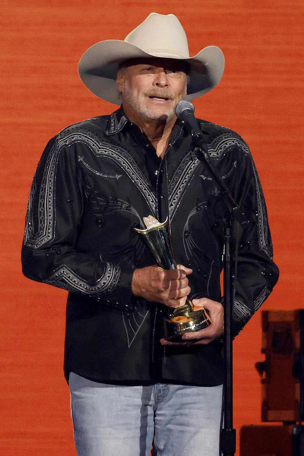 Alan Jackson Net Worth