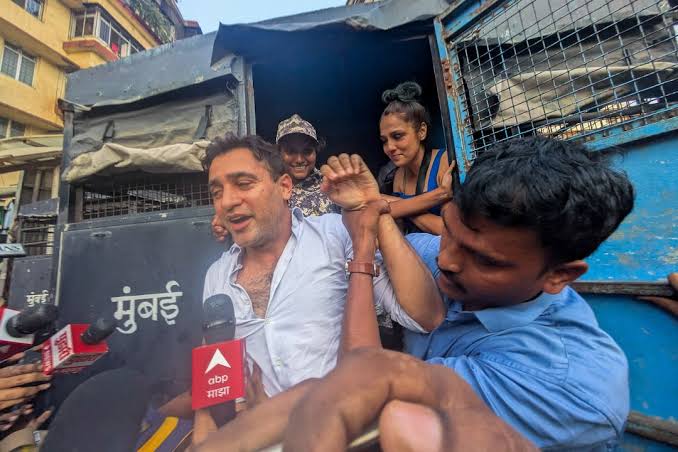 Actor Imran Khan asked to leave India after participating in protest Actor Imran Khan asked to leave India after participating in protest
