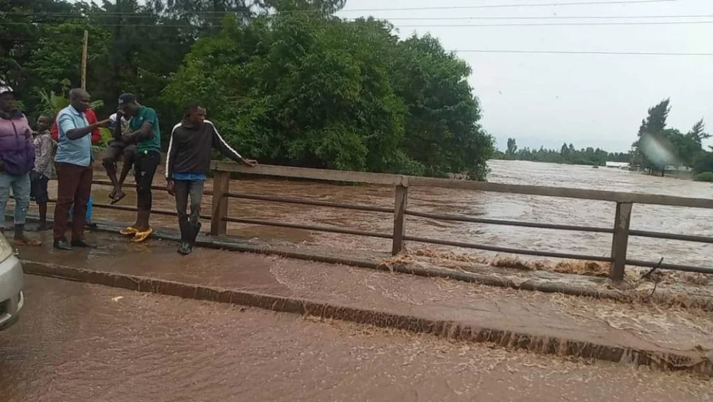 Man drowns while collecting spilled fuel from River Nyando