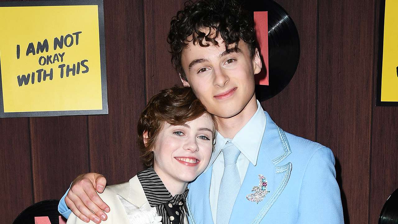 Wyatt Oleff Net Worth